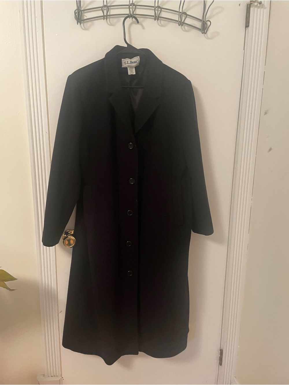 L.L. Bean Women's Black Single-Breasted Long Coat - wool and cashmere blend